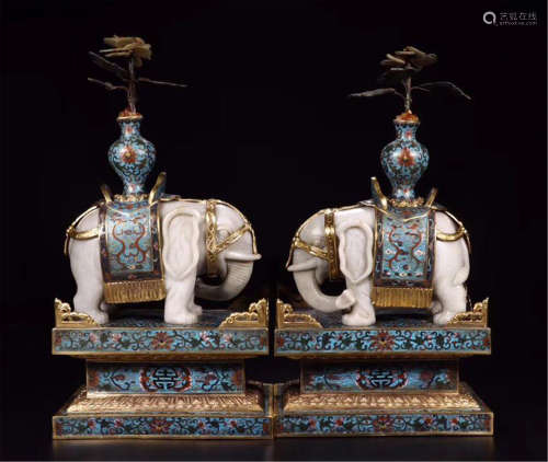 PAIR OF CHINESE JADE ELEPHANT WITH CLOISONNE VASE AND BASE