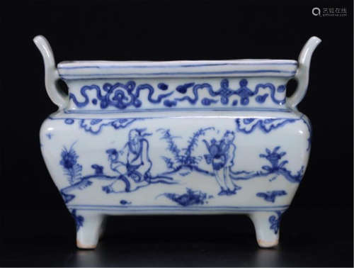 CHINESE PORCELAI BLUE AND WHITE FIGURE SQUARE CENSER