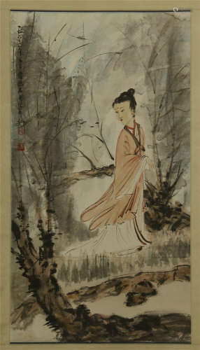 CHINESE SCROLL PAINTING OF BEAUTY IN WOOD