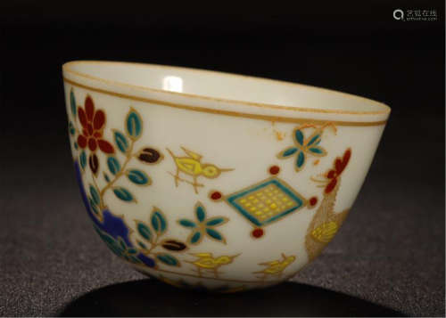 CHINESE PORCELAIN DOUCAI CHICKEN ROUND BOTTOM CUP