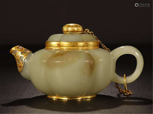 CHINESE GOLD MOUNTED YELLOW JADE TEA POT