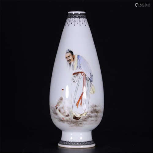CHINESE PORCELAIN FAMILLE ROSE MAN WITH GOOSE VASE