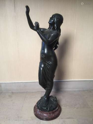 Edouard DROUOT (1859-1945). Musicienne. Bronze. H. 69 cm (avant socle). -