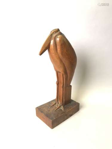 Marcel LEMAR (1892-1941). Pélican. Bois sculpté et signé. H : 39 cm. Terrasse [...]