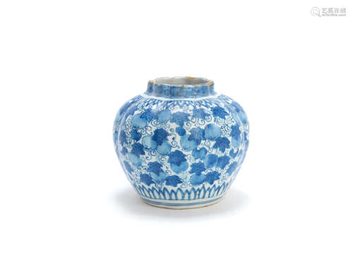 Late Ming Dynasty A blue and white gourd-shaped jar