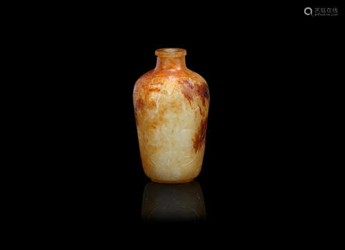 1720-1820, attributed to the Palace workshops A russet and celadon jade carved 'flowerhead' snuff bottle