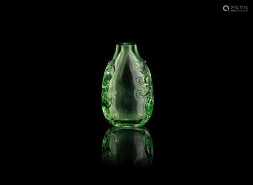 1750-1820 A pale green glass oviform snuff bottle