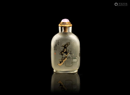 Zhou Leyuan, circa 1886-1887 An inside painted glass snuff bottle