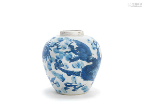 17th century A blue and white 'dragon' jar
