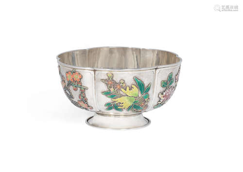 Late 19th/early 20th century, Huang Qiu Ji and Wang Hing A silver and cloisonné enamelled lobed bowl