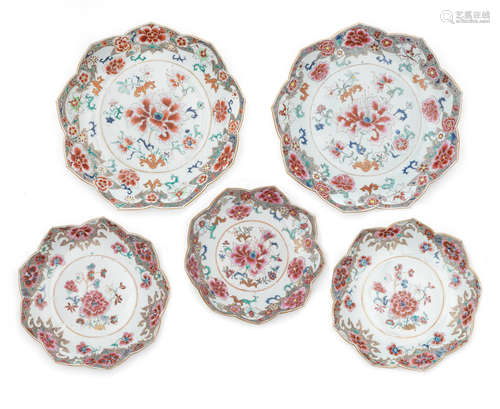 Qianlong Five famille rose flower-form dishes