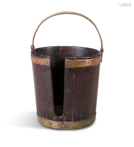 AN IRISH GEORGE III MAHOGANY PLATE BUCKET, of coop…