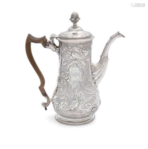 AN IRISH GEORGE III SILVER COFFEE POT, Dublin c.17…