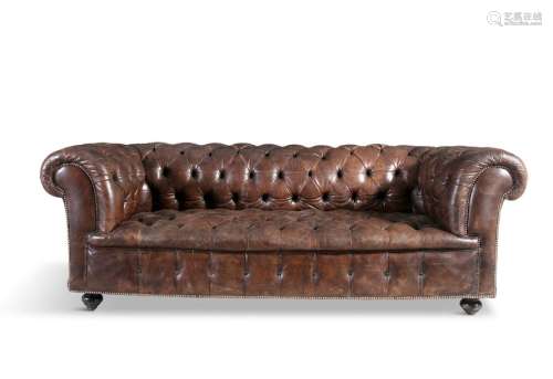 A VICTORIAN BROWN LEATHER BUTTON UPHOLSTERED CHEST…