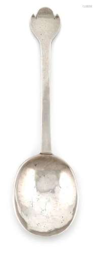 A Charles II silver Trefid spoon, by Edward Anthon…