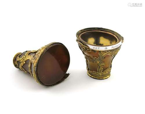 A late 18th century gold mounted agate bonbonniere…