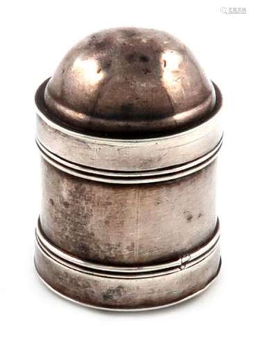 A George III silver nutmeg grater, by Samuel Pembe…