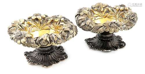 A pair of George IV silver salt cellars, by Charle…