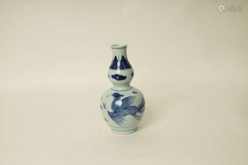 Vase Blanc Bleu au décor du phoenix \nChine, XVIIIè…
