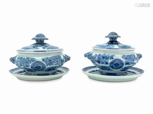 A Pair of Chinese Export Blue Fitzhugh Porcelain Sauce