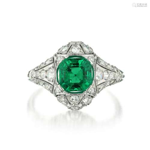 Antique Colombian Emerald and Diamond Ring