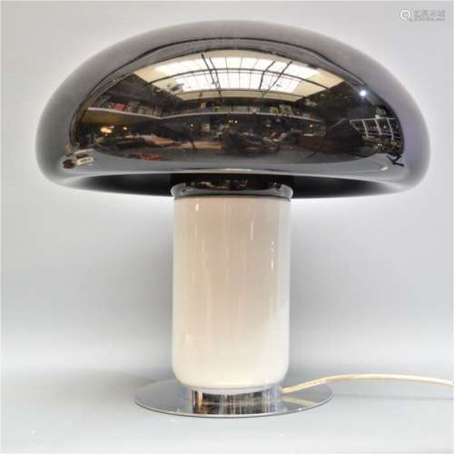 Lampe champignon design italien. H:43
