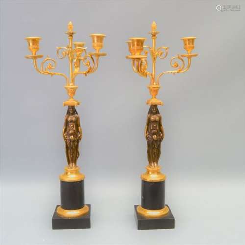 Paire de candélabres en bronze doré au motif d'egy…