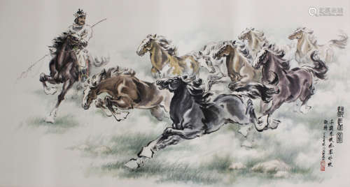 A CHINESE HAND-DRAWN PAINTING SCROLL OF SHEPHERD HORSE SIGNED BY 張以忠 ( 1942-   ) 塞外牧馬圖  大鏡片