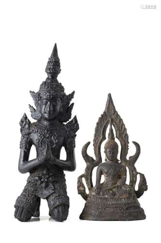 Southeast Asian manufactureTwo bronze sculptures depicting deitites(h. max 24.5 cm.)ITManifattura