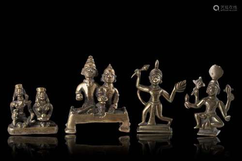 Indian ManufactureFour bronze sculptures(h. max 8 cm.)ITManifattura IndianaQuattro sculture in