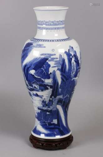 Chinese blue & white porcelain vase, possibly