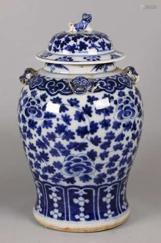 Chinese blue & white cover jar, possibly 19th c.