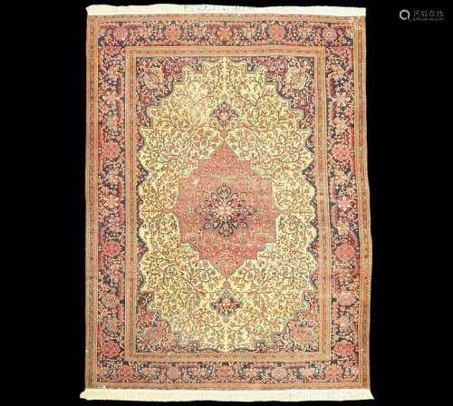 Farahan Sarouk Carpet