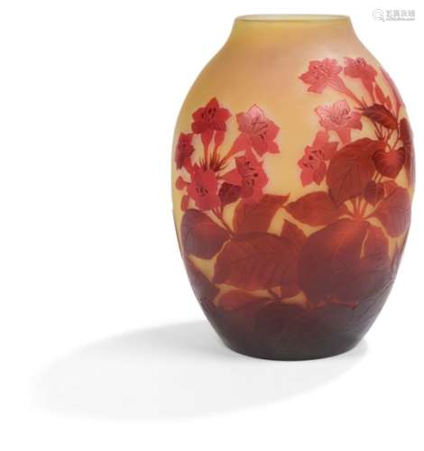 ÉTABLISSEMENTS GALLÉ (1904-1936) Belles de nuit Important vase ovoïde à large col annulaire. Épreuve