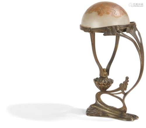 TRAVAIL JUGENDSTIL Lampe de table naturaliste formant applique. La monture articulée réalisée en
