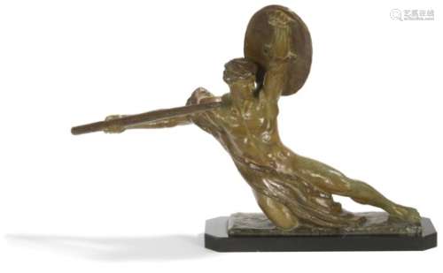 ALEXANDRE KELETY (1918-1940) Guerrier au bouclier et à la lance Sculpture. Épreuve en bronze patiné.