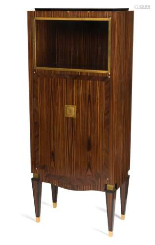 MAISON DOMINIQUE - ANDRÉ DOMIN (1883-1962) & MARCEL GENEVRIÈRE (1885-1967) Très élégant cabinet