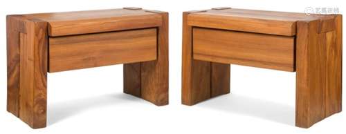 PIERRE CHAPO (1927-1987) DESIGNER & MEUBLES CHAPO FABRICANT/ÉDITEUR T38 Paire de tables d'appoint ou