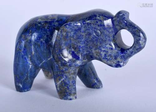 A CENTRAL ASIAN LAPIS LAZULI ELEPHANT. 8 cm wide.