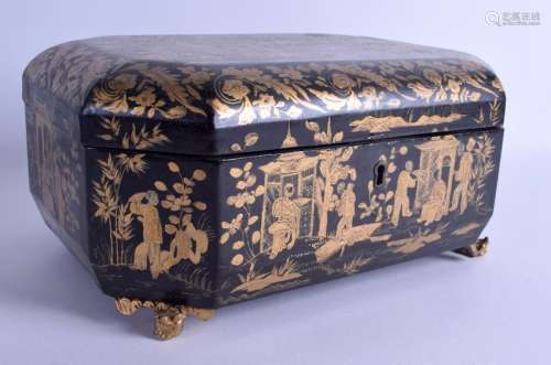 AN EARLY 19TH CENTURY CHINESE EXPORT BLACK LACQUER