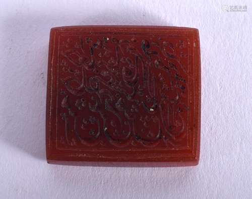 A MIDDLE EASTERN AGATE SEAL. 2.5 cm wide.