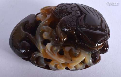 A CHINESE CARVED AGATE BOULDER. 8.5 cm wide.