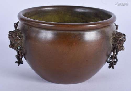 A CHINESE BRONZE CENSER. 10 cm wide.