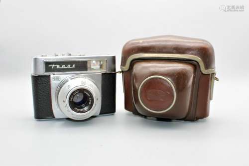 vintage Tenax zeiss camera with leather case