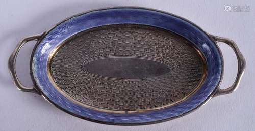 AN ART DECO SILVER TWIN HANDLED TRAY. 9.5 cm wide.