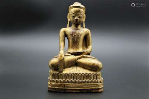 18th -19thc  Chinese wood carved gold gilt Buddha