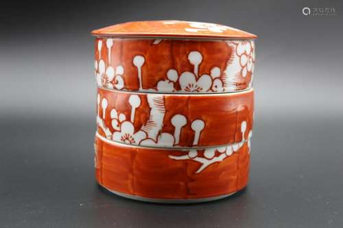 20th Japanese  red and white porcelain lunch box