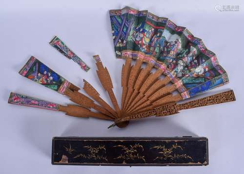 A RARE ANTIQUE CHINESE SANDALWOOD FAN. 50 cm wide.