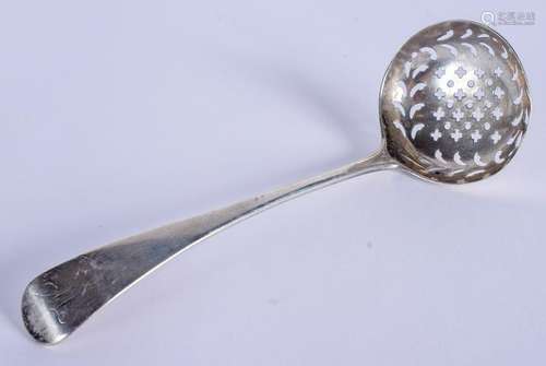 A GEORGE III SILVER SUGAR SIFTING SPOON. 14 cm long.