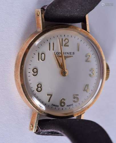 A BOXED LONGINES WRISTWATCH. 2 cm diameter.